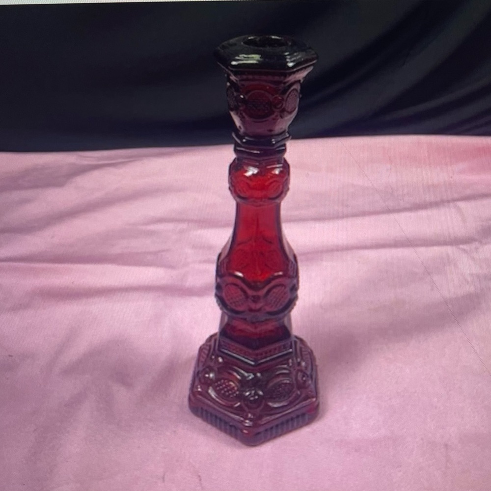 Elegant Red Glass Candle Holder)